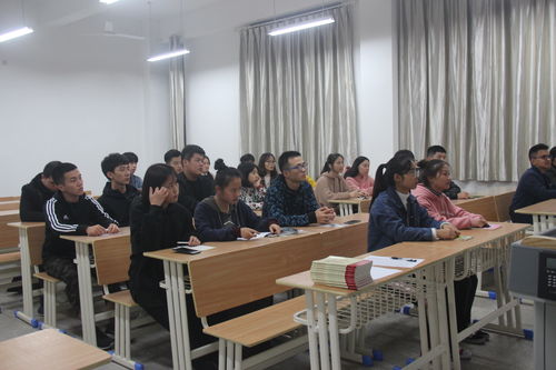 心理健康教育與咨詢中心舉行2017級心理委員培訓開班儀式，共筑校園心理安全防線